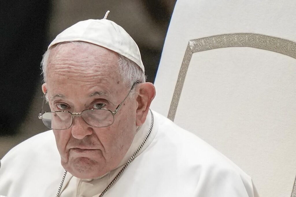 El papa Francisco lanzó una dura advertencia sobre el periodismo: “El primer pecado es…”