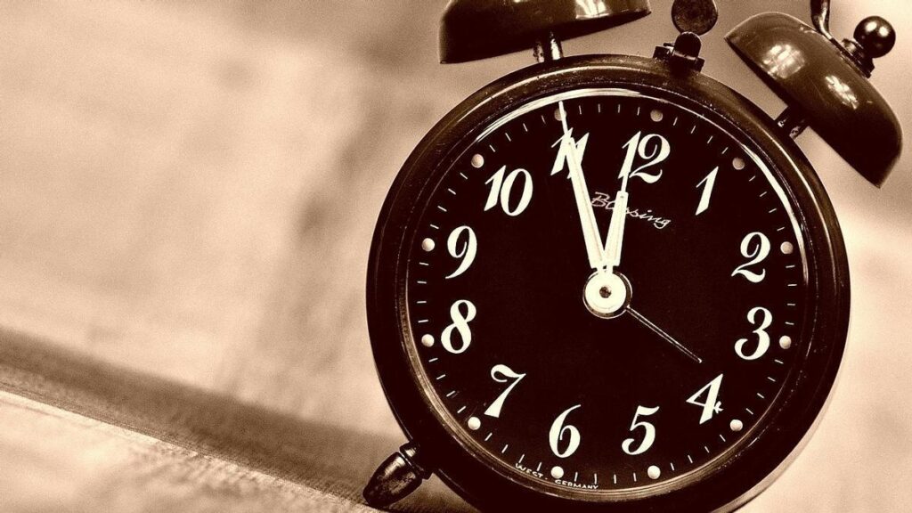 Este domingo se adelanta la hora