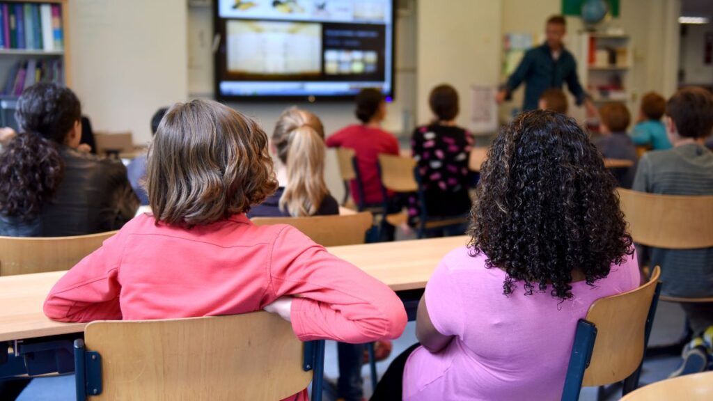MEC ultima detalles para el inicio de clases