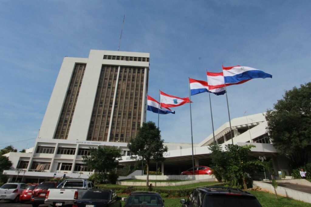 Municipalidad: Deudores deben más de G 8.500 millones