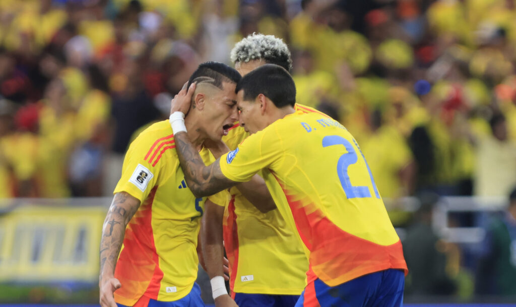 Colombia se impuso a Argentina y hubo polémica