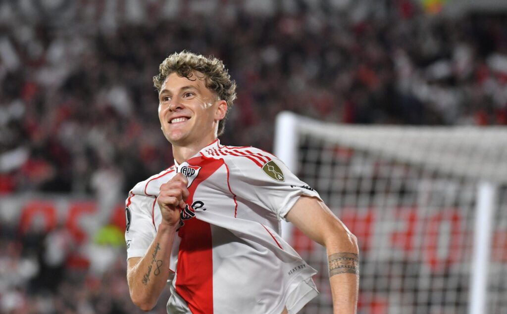 River Plate eliminó a Colo Colo y Olimpia celebra