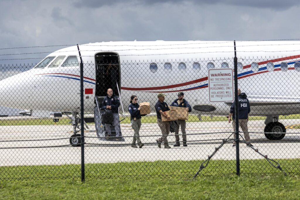 EE. UU incautó avión de Nicolás Maduro