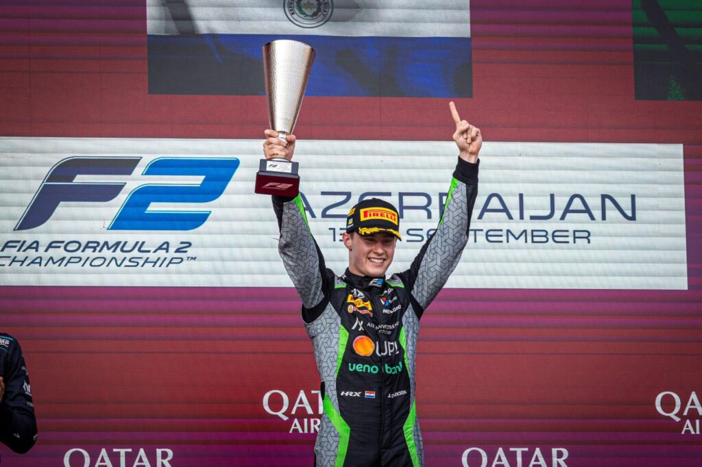Joshua Duerksen hizo historia en la F2