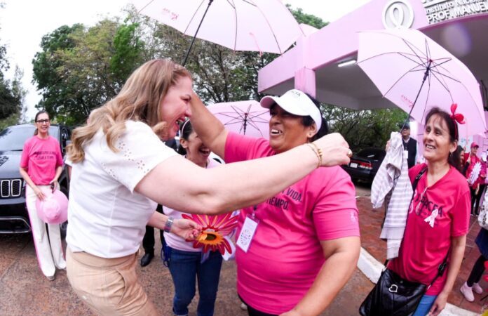 Amplían red de mamógrafos en el interior del país