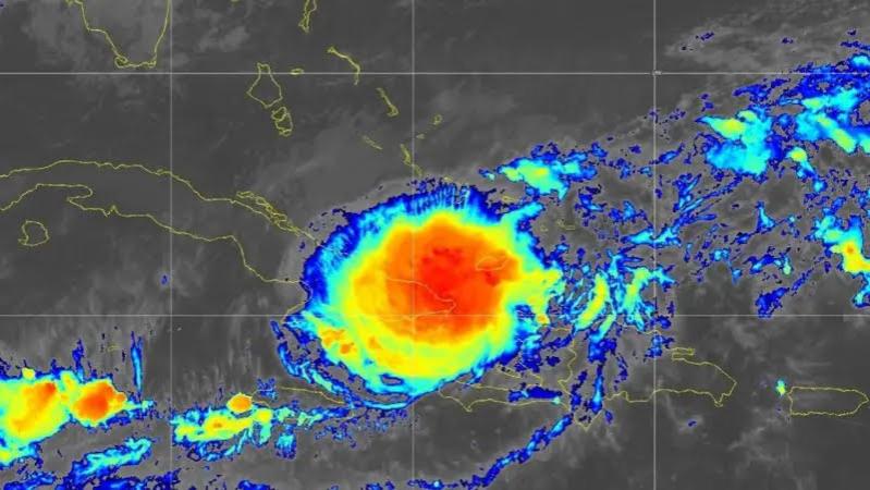 Huracán Óscar tocó tierra en Cuba como categoría 1