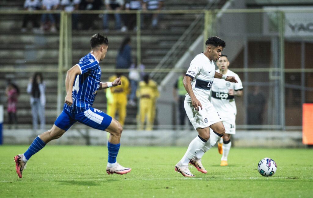 Sol de América frenó al puntero Olimpia