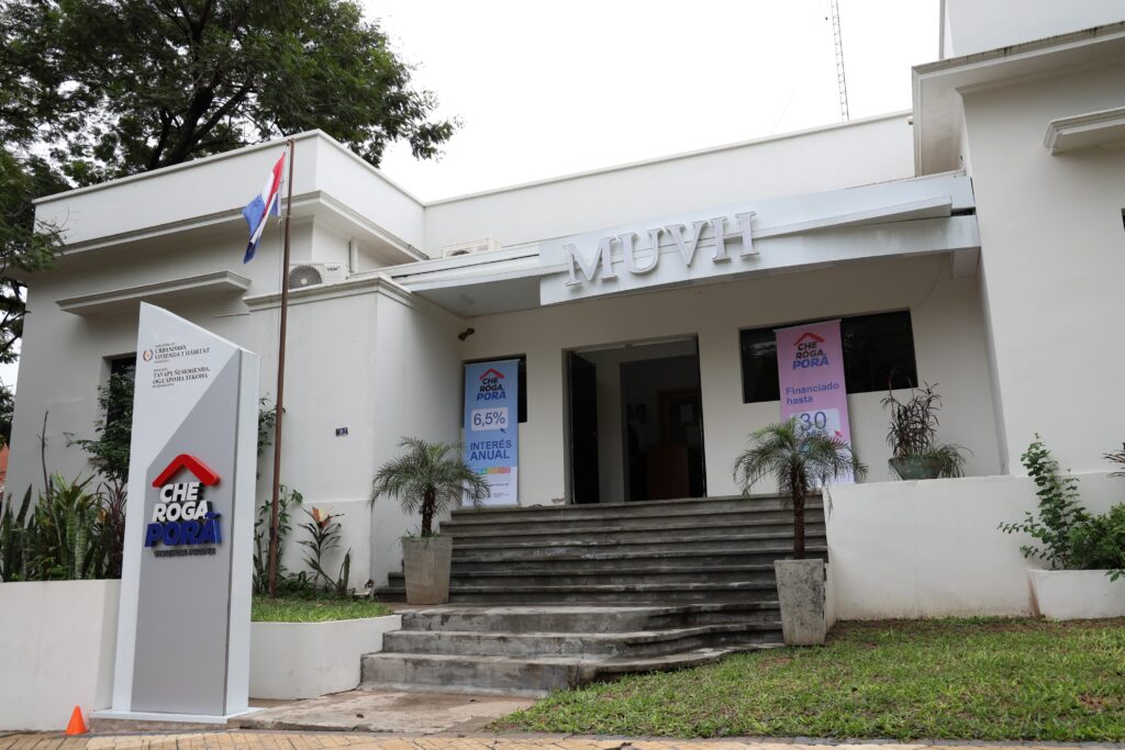 Anuncian Che Róga Porã 2.0 para financiar construcción de viviendas en terreno propio