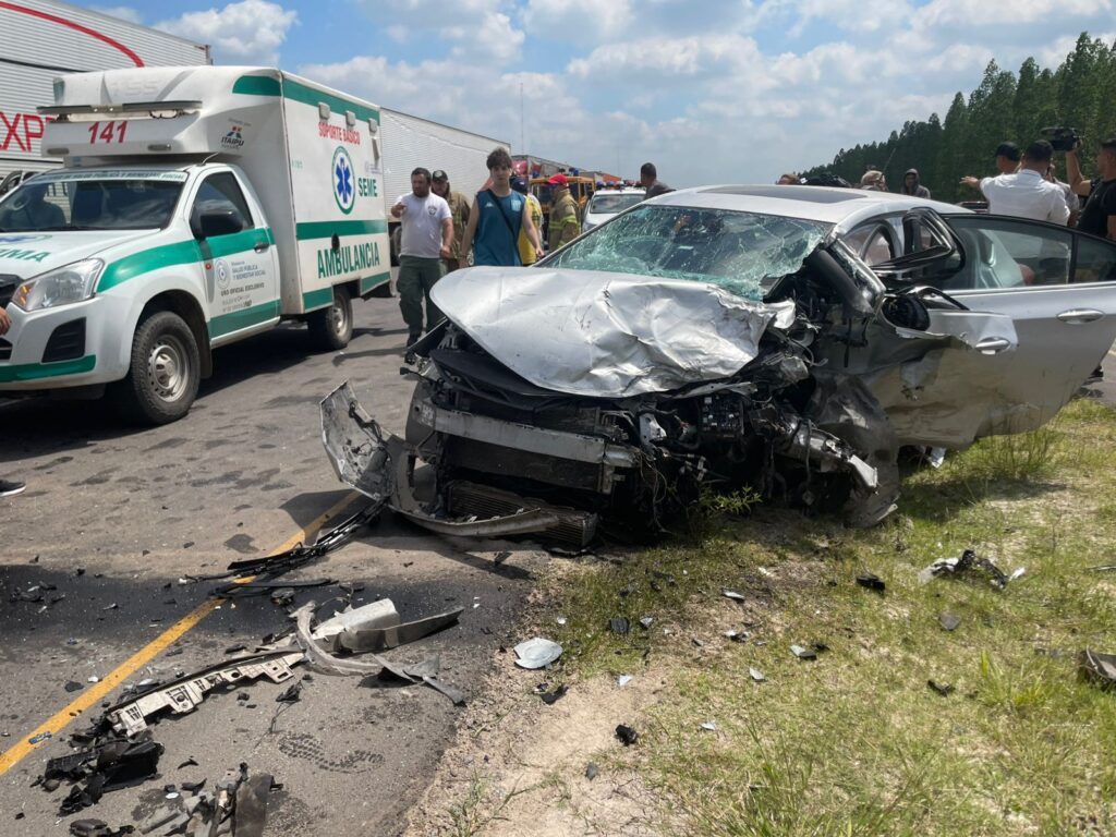 Accidente en Falcón deja un fallecido y heridos graves