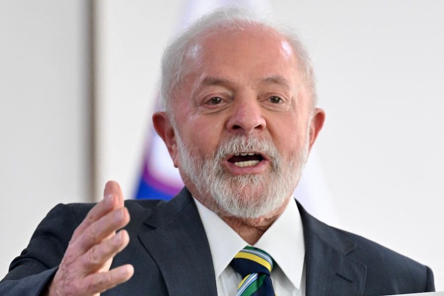 Lula da Silva se encuentra en la UCI tras someterse a una craneotomía