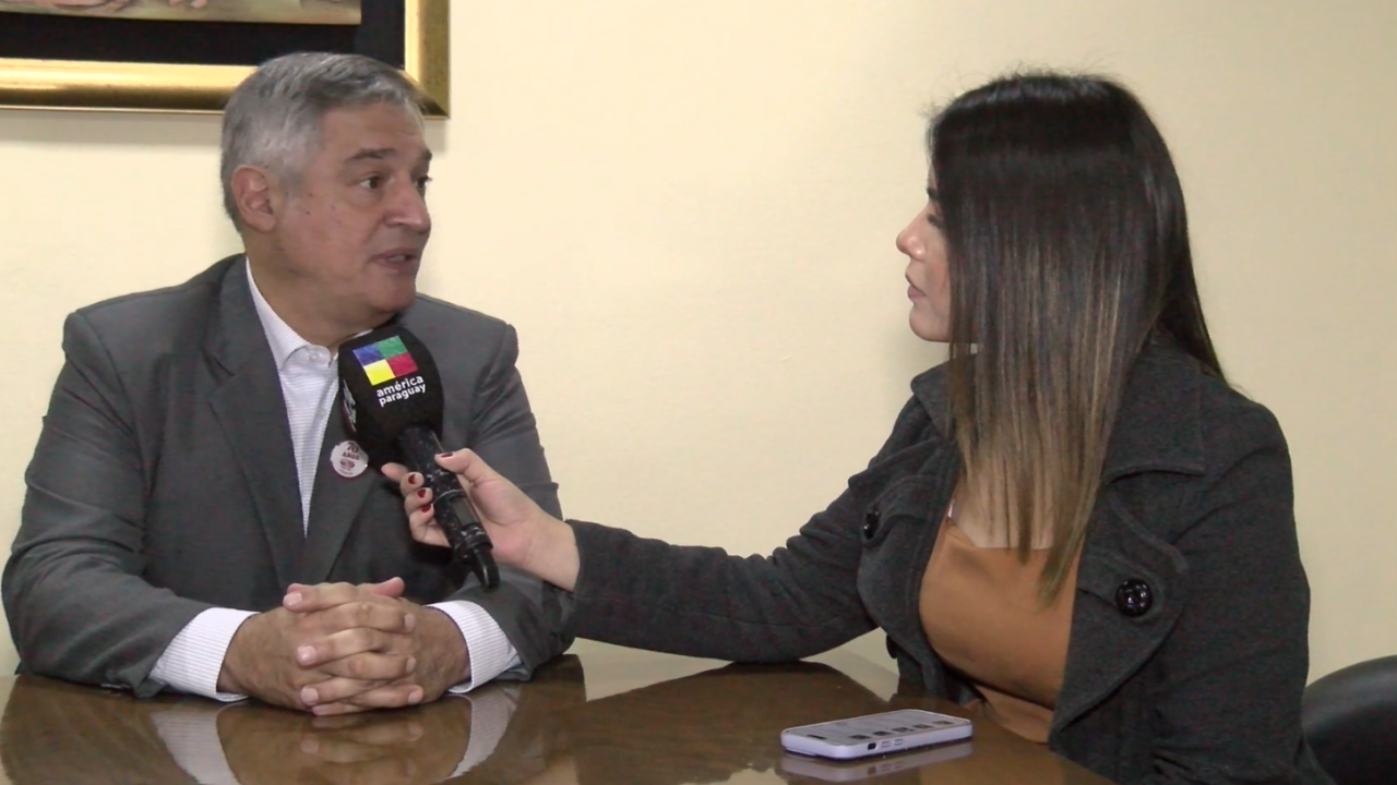 Asueto por Día del Maestro será solo el 30 de abril, aclara ministro
