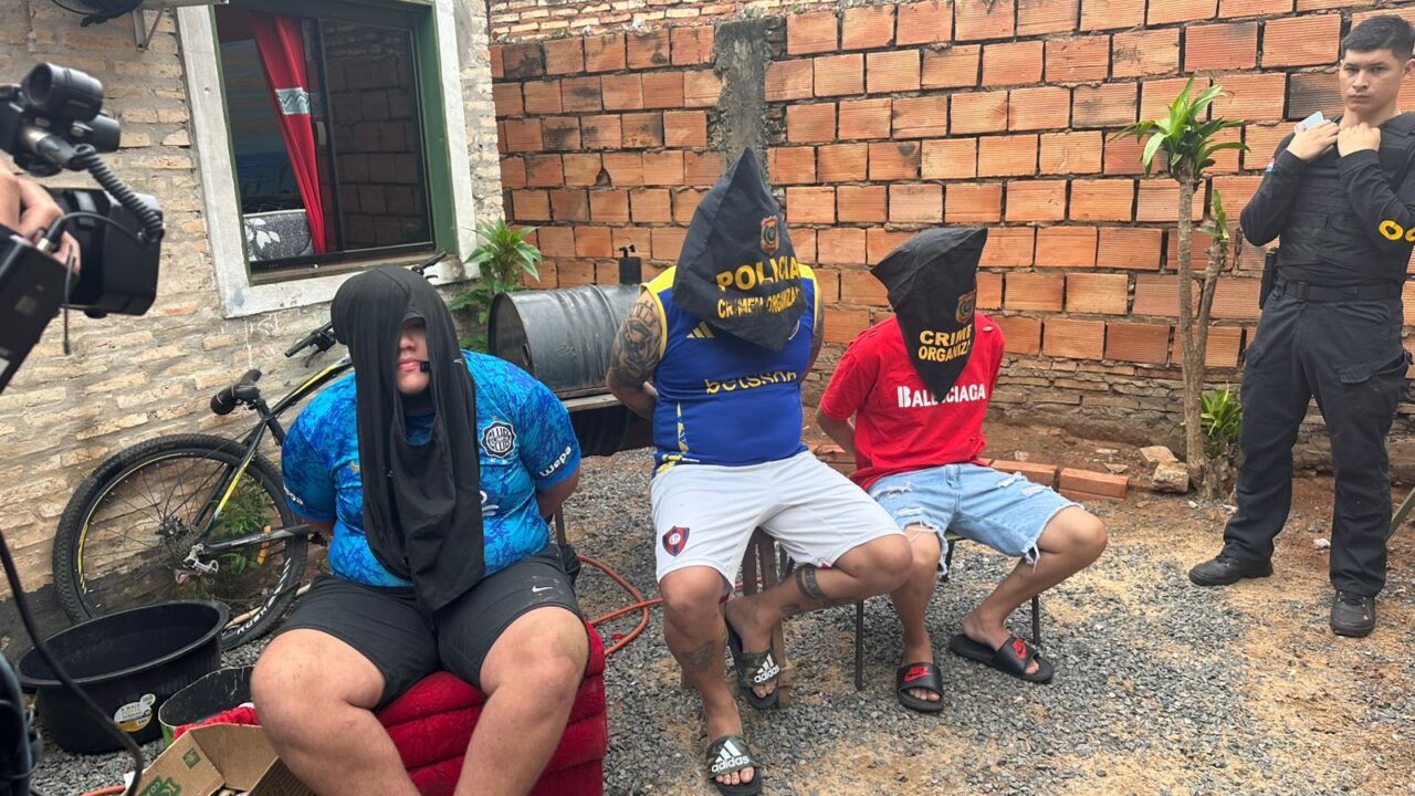 Detienen a tres presuntos miembros del Clan Rotela