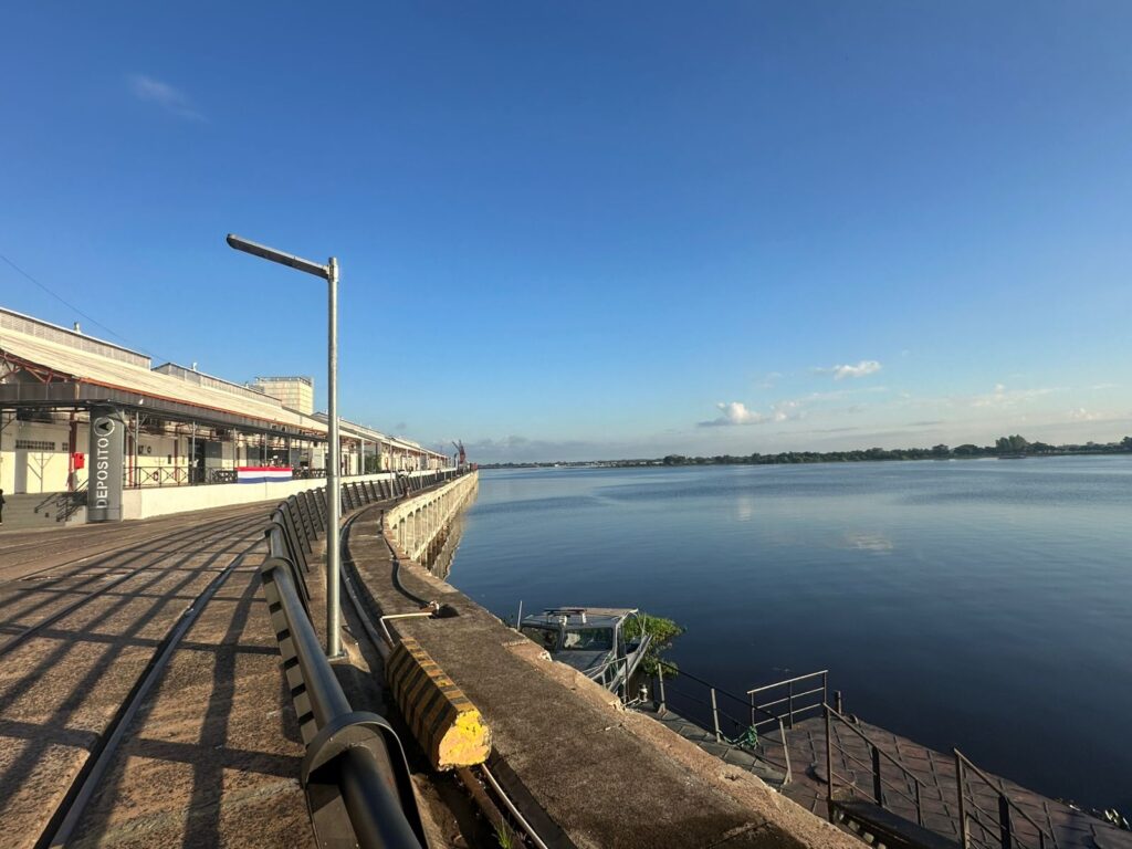 Río Paraguay sube un centímetro y alcanza nivel de 3,86 metros