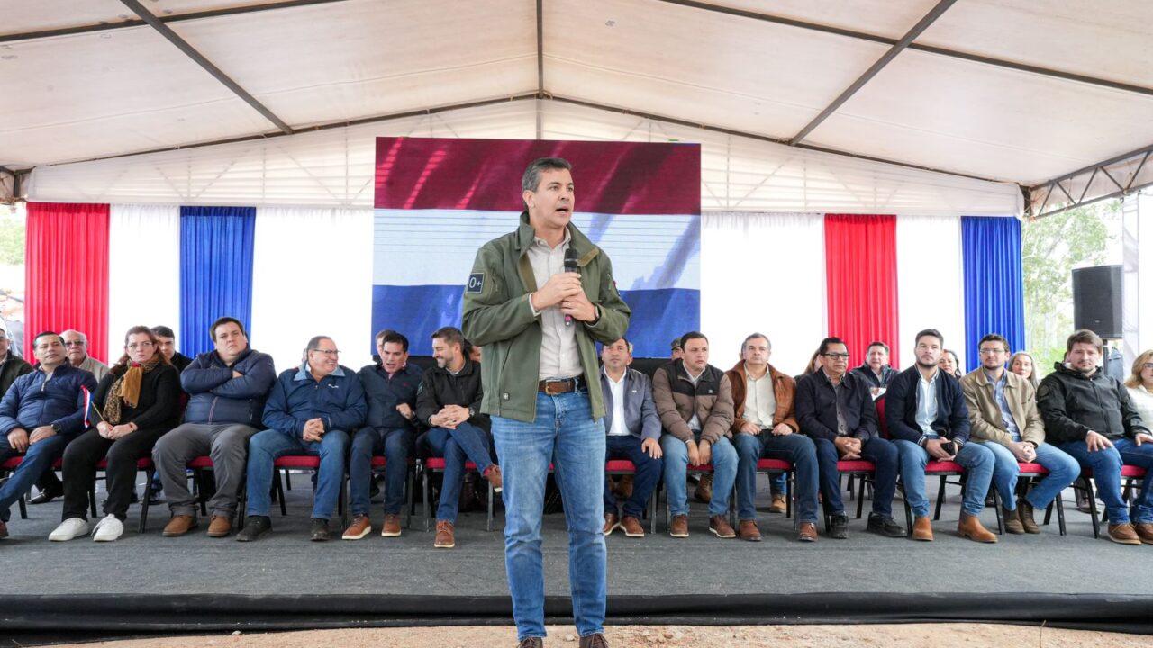 Inauguran obras y entregan asistencia social durante jornada de gobierno en Misiones